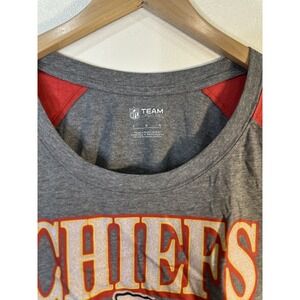 NFL Team Apparel Womens Kansas City Chiefs Short Sleeve Graphic Tee L